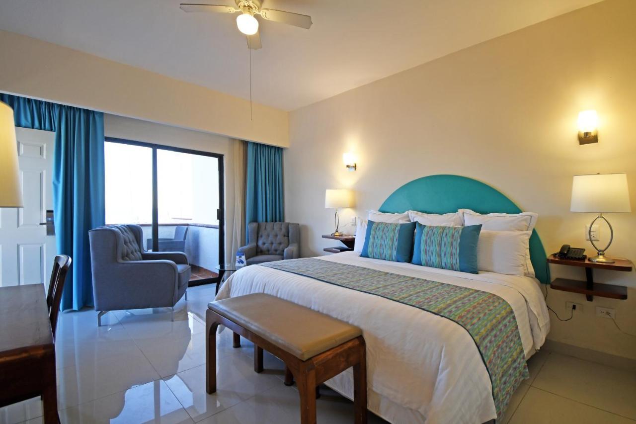 The Westmarine Waterfront Hotel ラパス エクステリア 写真