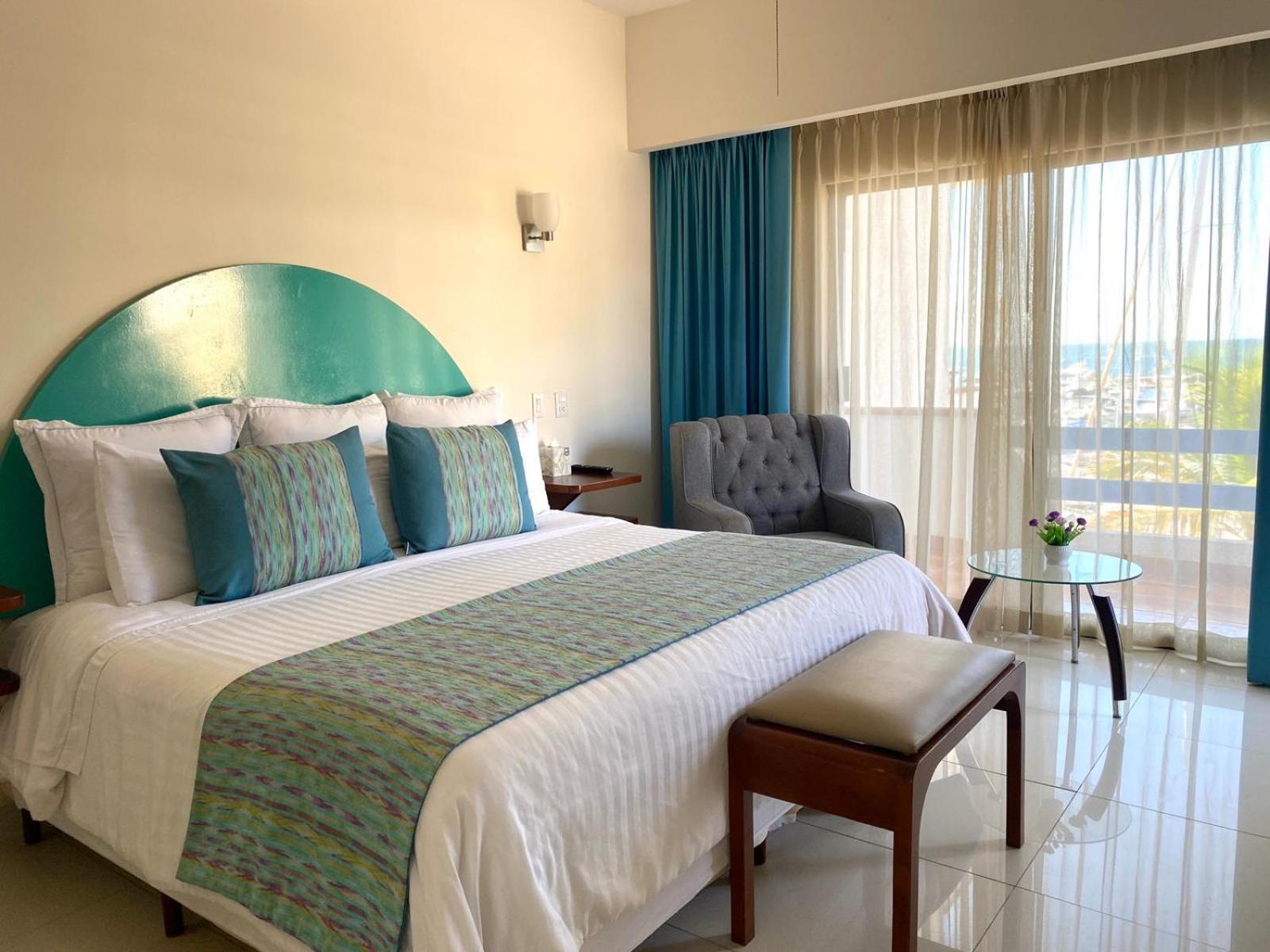 The Westmarine Waterfront Hotel ラパス エクステリア 写真