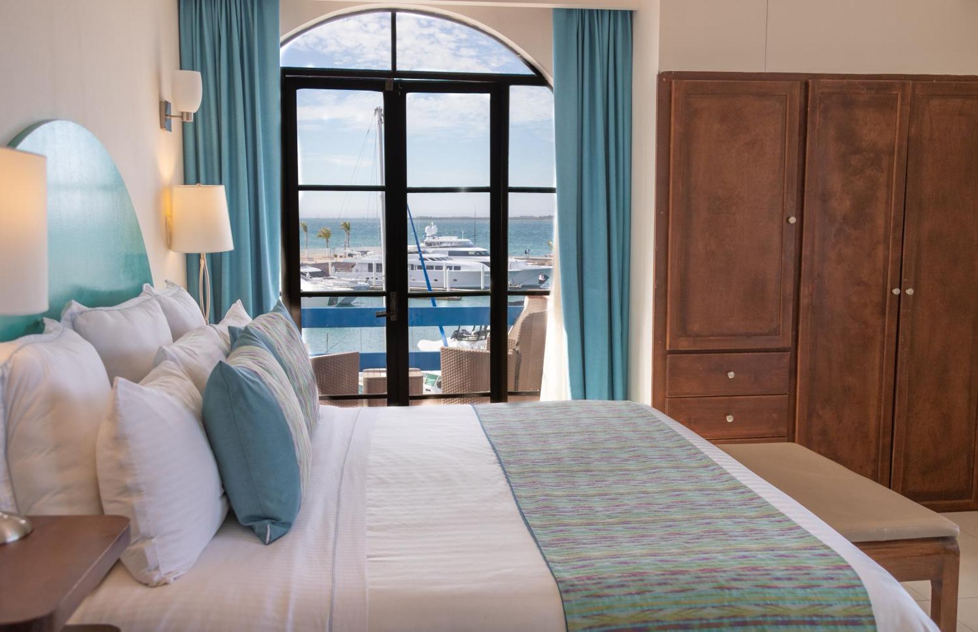 The Westmarine Waterfront Hotel ラパス エクステリア 写真